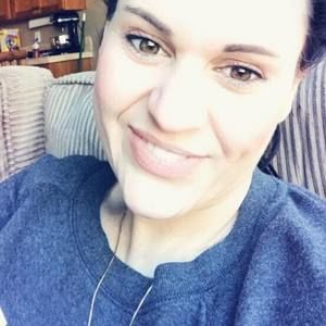 Meet your Posher, Laurie